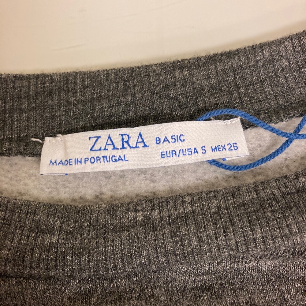Grey Zara Sweater with Ivory Cable-knit Sleeves - Picture 6 of 10